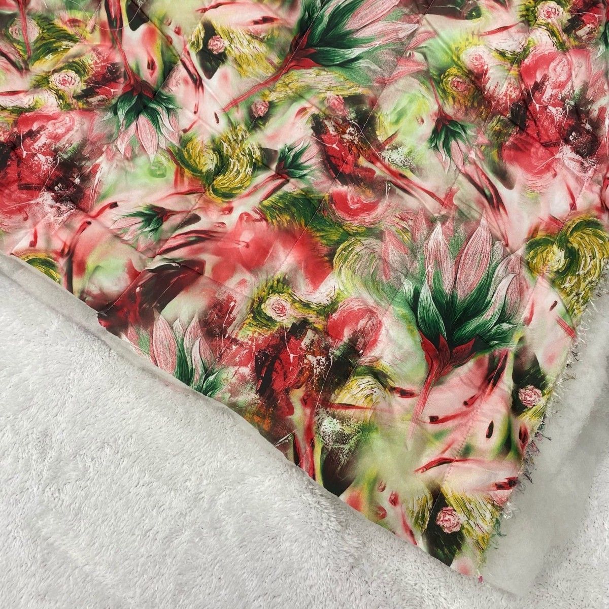 Курточная ткань стеганая арт YK6036  цв.Экзотические цветы