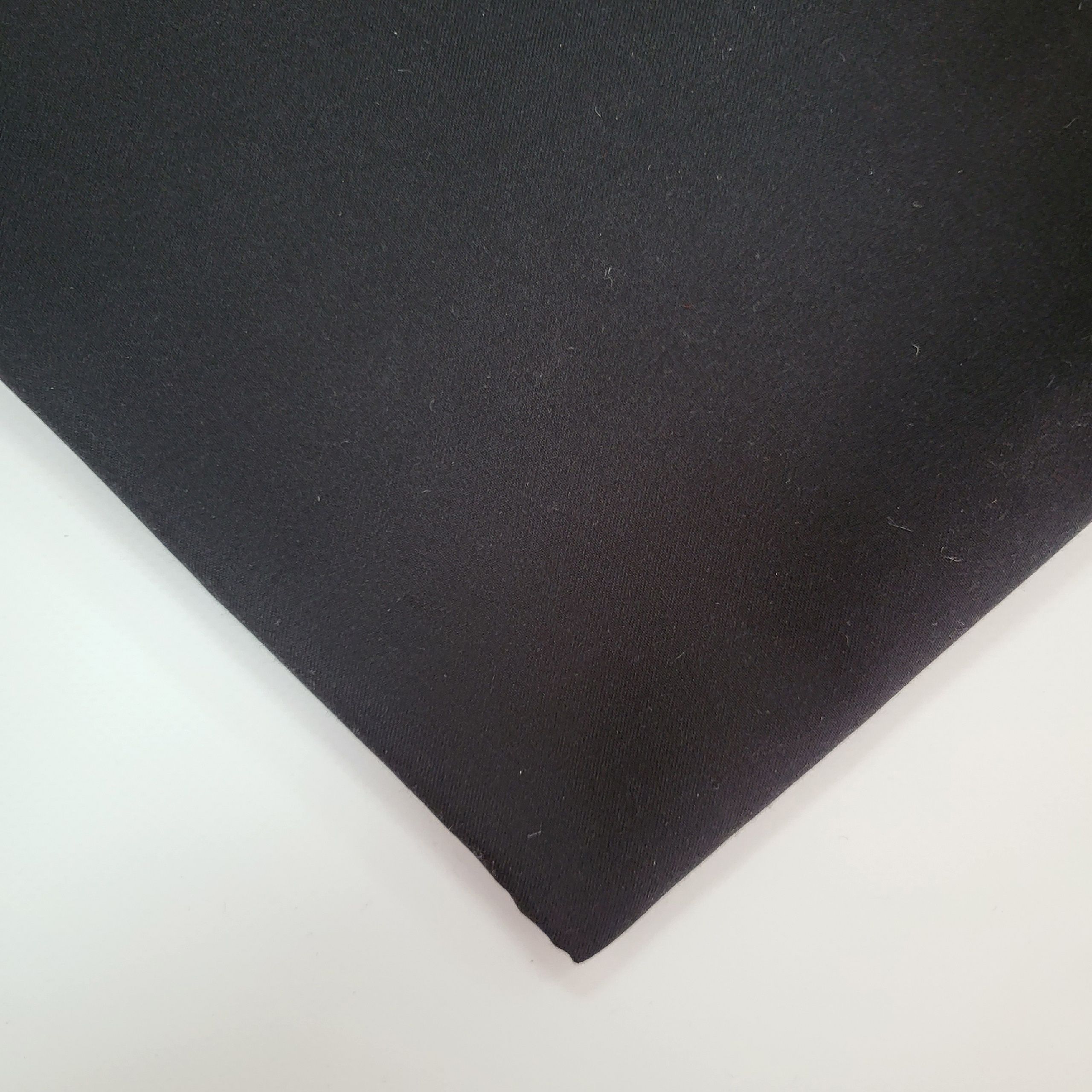 Ткань костюмная Черная с шерстью  (43ш55пэ2 эл)